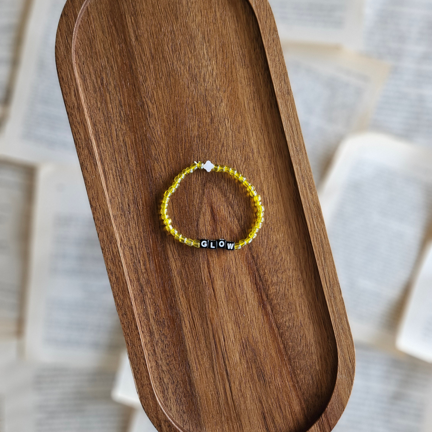 Glow | Kindred's Curse Saga Bracelet