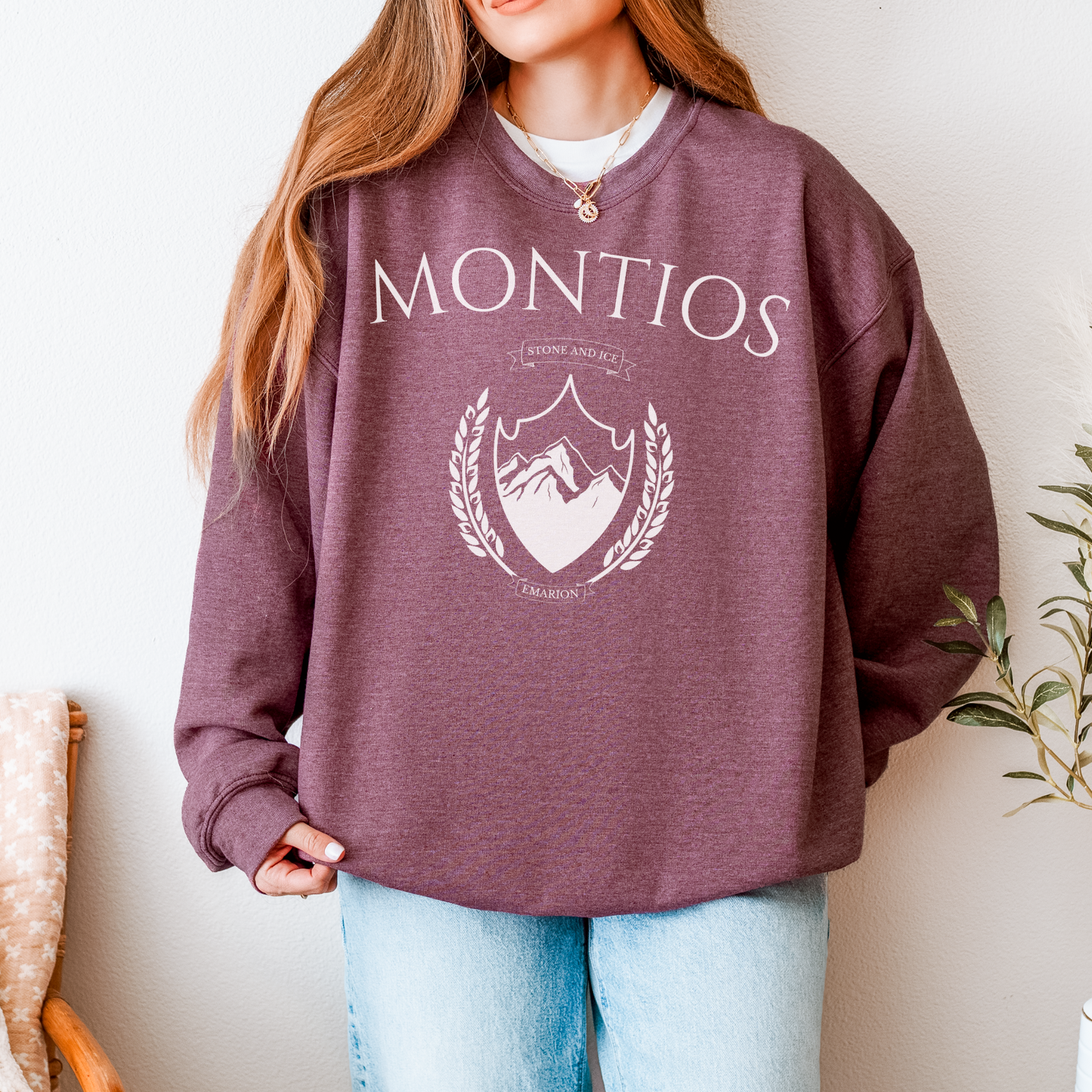 Montios Collegiate | Kindred's Curse Saga Sweatshirt